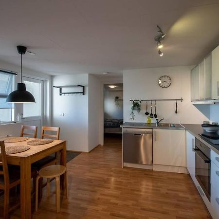 Lovely One Bedroom Apartment In Hafnarfjörður Bagian luar foto
