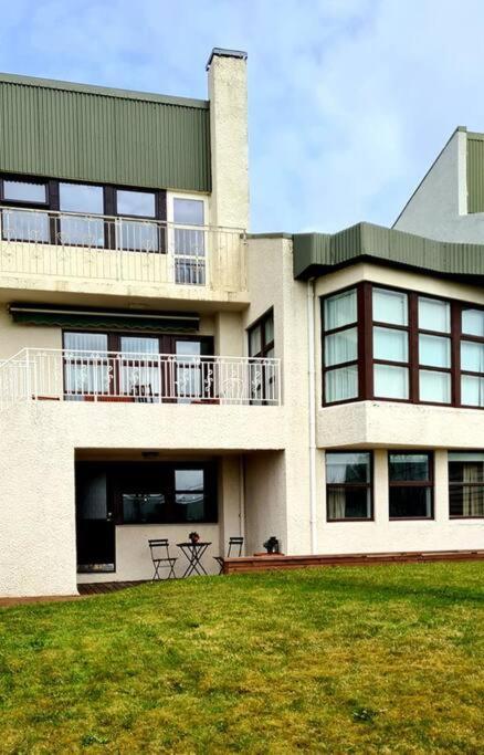 Lovely One Bedroom Apartment In Hafnarfjörður Bagian luar foto